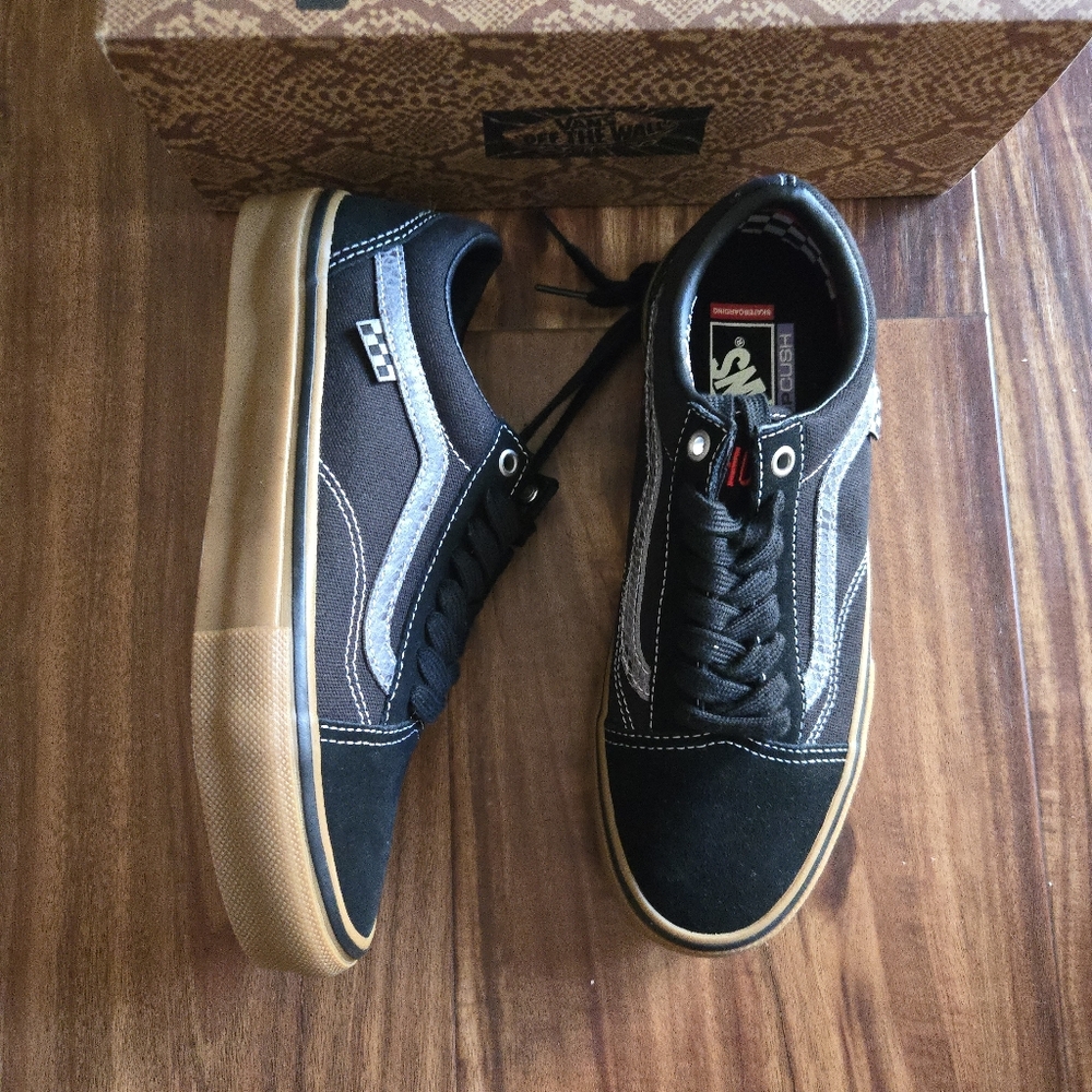 Vans Black and Gum Old Skool Style Athletic Shoes